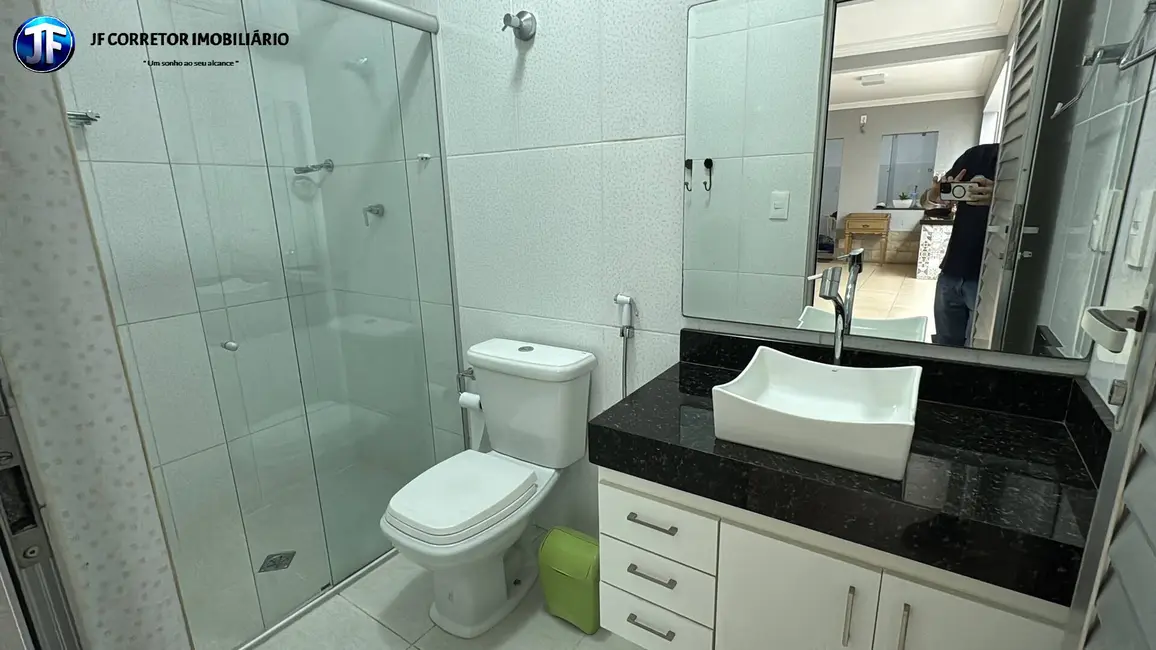 Casa com 5 quartos à venda, 300m2 em Imbaúbas, Ipatinga - MG - imagem 3 Foto 3 de Casa com 5 quartos à venda, 300m2 em Imbaúbas, Ipatinga - MG