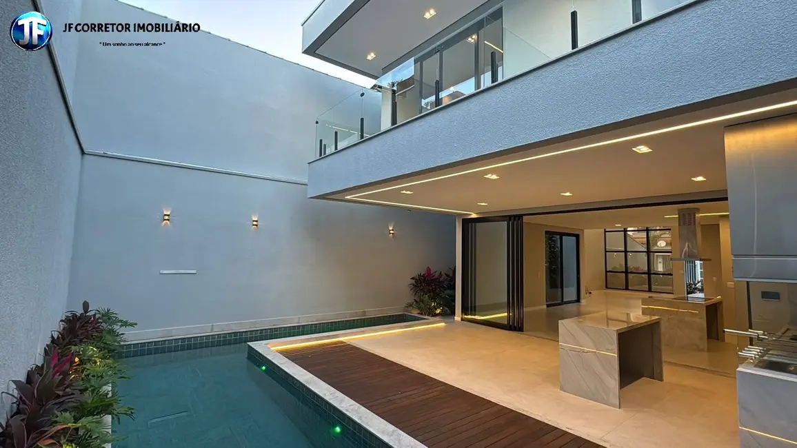 Foto 2 de Casa com 4 quartos à venda, 330m2 em Cariru, Ipatinga - MG