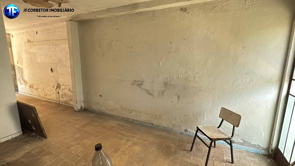 Foto 4 de Casa com 3 quartos à venda, 342m2 em Bom Retiro, Ipatinga - MG
