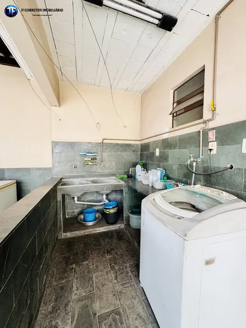 Foto 4 de Casa com 3 quartos à venda, 250m2 em Imbaúbas, Ipatinga - MG