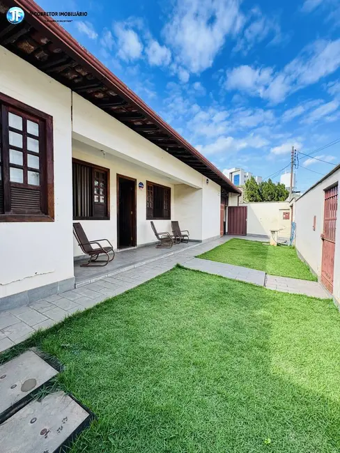 Foto 1 de Casa com 3 quartos à venda, 250m2 em Imbaúbas, Ipatinga - MG