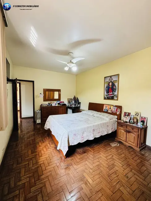 Foto 3 de Casa com 3 quartos à venda, 250m2 em Imbaúbas, Ipatinga - MG