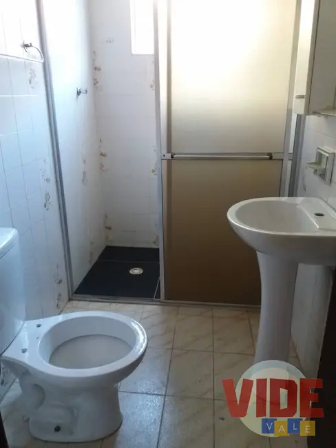 Foto 5 de Sobrado com 4 quartos para alugar, 200m2 em Sao Jose Dos Campos - SP