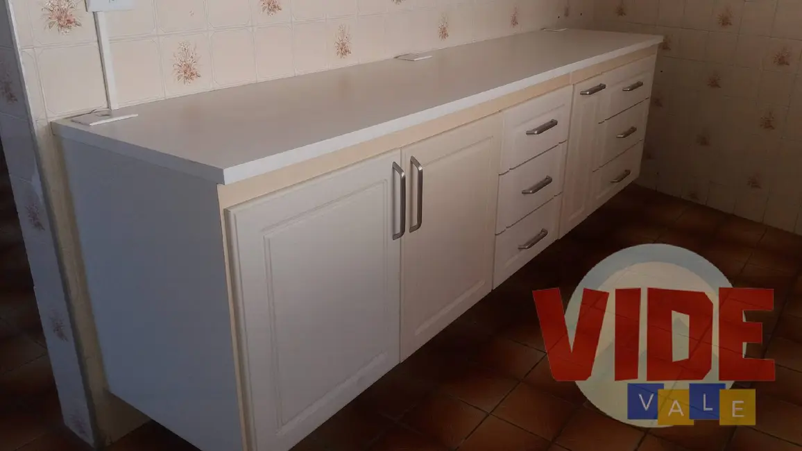 Foto 9 de Sobrado com 4 quartos para alugar, 200m2 em Sao Jose Dos Campos - SP