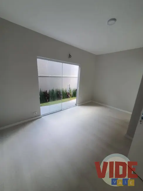 Casa de Condomínio com 3 quartos à venda, 250m2 em Sao Jose Dos Campos - SP - imagem 6 Foto 6 de Casa de Condomínio com 3 quartos à venda, 250m2 em Sao Jose Dos Campos - SP