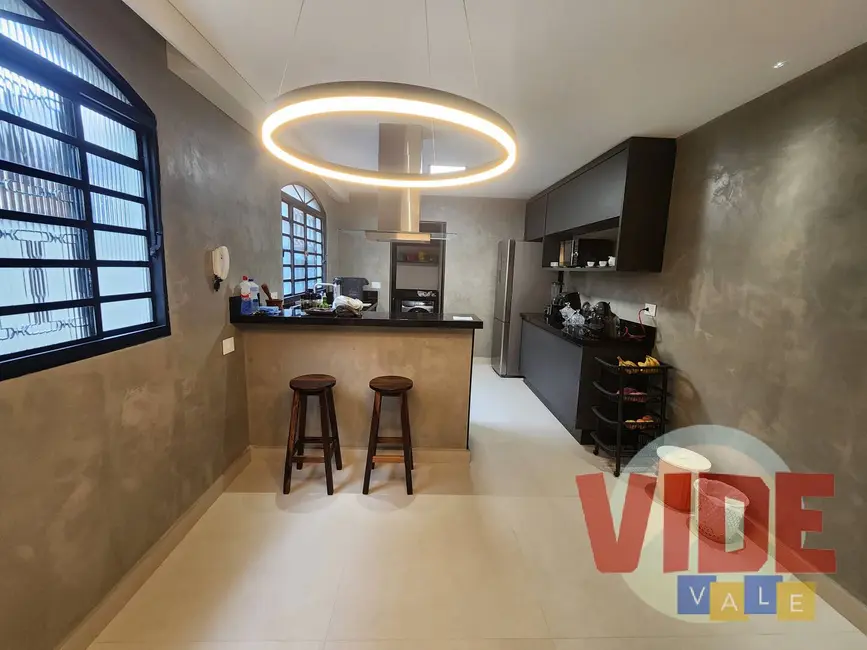 Foto 5 de Sobrado com 3 quartos à venda, 175m2 em Sao Jose Dos Campos - SP