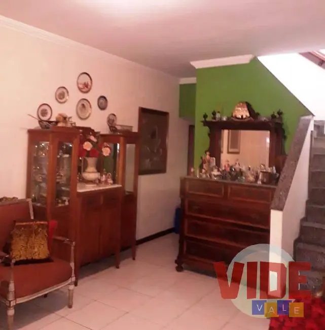 Foto 8 de Sobrado com 4 quartos à venda, 198m2 em Sao Jose Dos Campos - SP