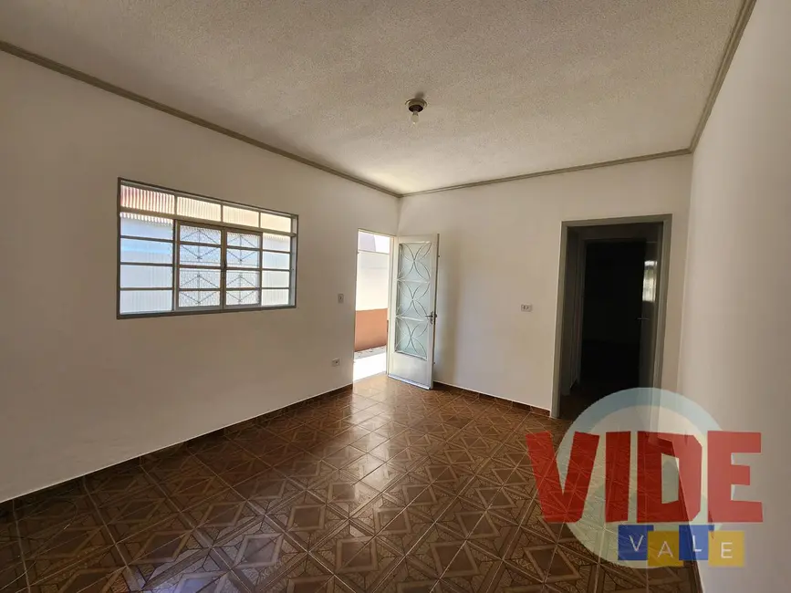 Casa com 2 quartos para alugar, 150m2 em Sao Jose Dos Campos - SP - imagem 4 Foto 4 de Casa com 2 quartos para alugar, 150m2 em Sao Jose Dos Campos - SP