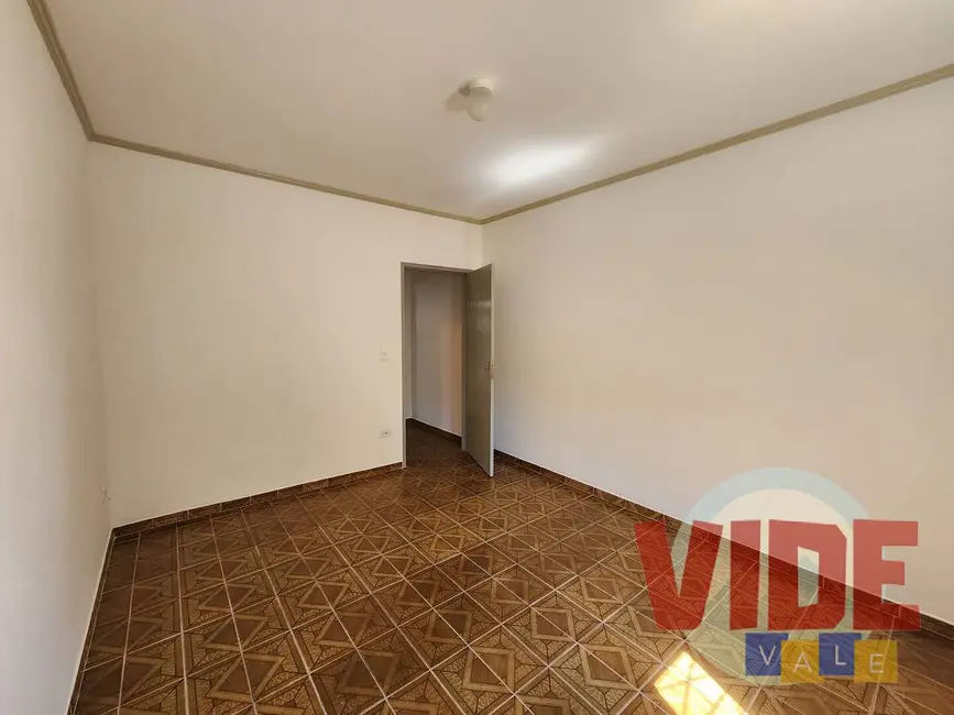 Casa com 2 quartos para alugar, 150m2 em Sao Jose Dos Campos - SP - imagem 6 Foto 6 de Casa com 2 quartos para alugar, 150m2 em Sao Jose Dos Campos - SP
