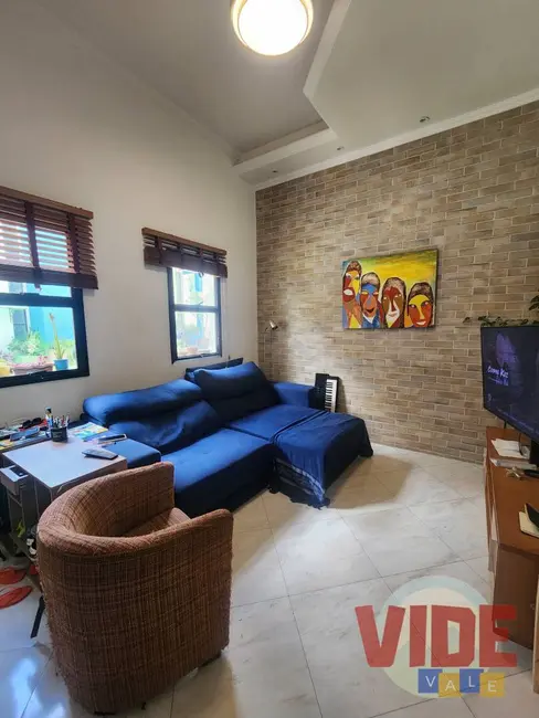 Foto 3 de Casa de Condomínio com 3 quartos à venda, 176m2 em Sao Jose Dos Campos - SP