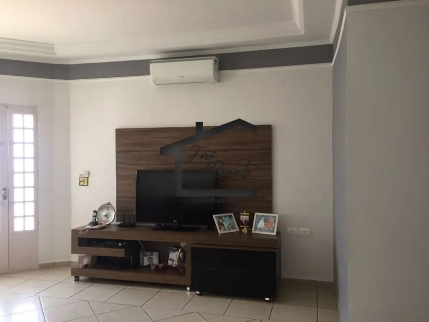Foto 6 de Casa com 4 quartos à venda, 221m2 em Jardim Regina, Indaiatuba - SP