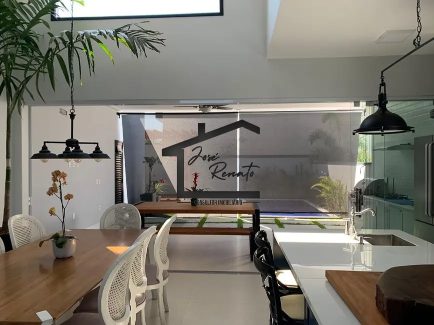 Foto 3 de Casa de Condomínio com 3 quartos à venda, 220m2 em Jardim Residencial Dona Lucilla, Indaiatuba - SP