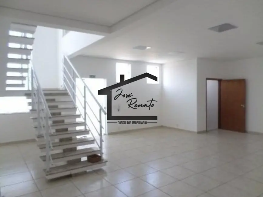 Armazém / Galpão à venda e para alugar, 1500m2 em Recreio Campestre Jóia, Indaiatuba - SP - imagem 4 Foto 4 de Armazém / Galpão à venda e para alugar, 1500m2 em Recreio Campestre Jóia, Indaiatuba - SP