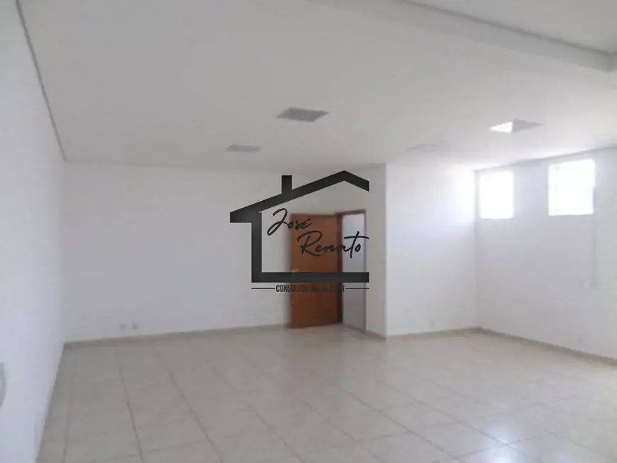 Armazém / Galpão à venda e para alugar, 1500m2 em Recreio Campestre Jóia, Indaiatuba - SP - imagem 3 Foto 3 de Armazém / Galpão à venda e para alugar, 1500m2 em Recreio Campestre Jóia, Indaiatuba - SP