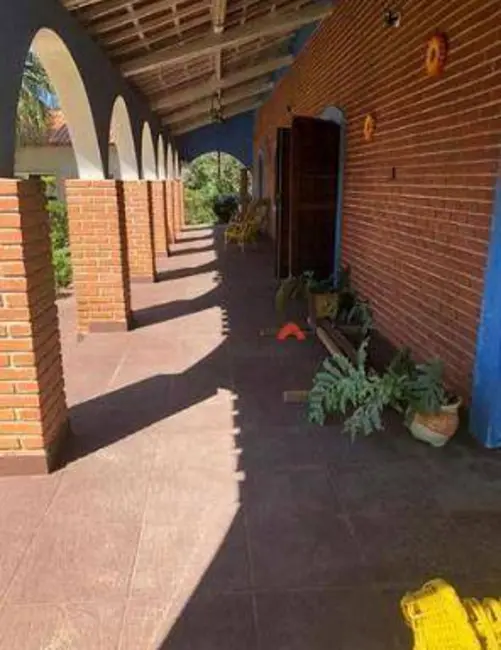 Foto 2 de Chácara com 3 quartos à venda, 347m2 em Boituva - SP