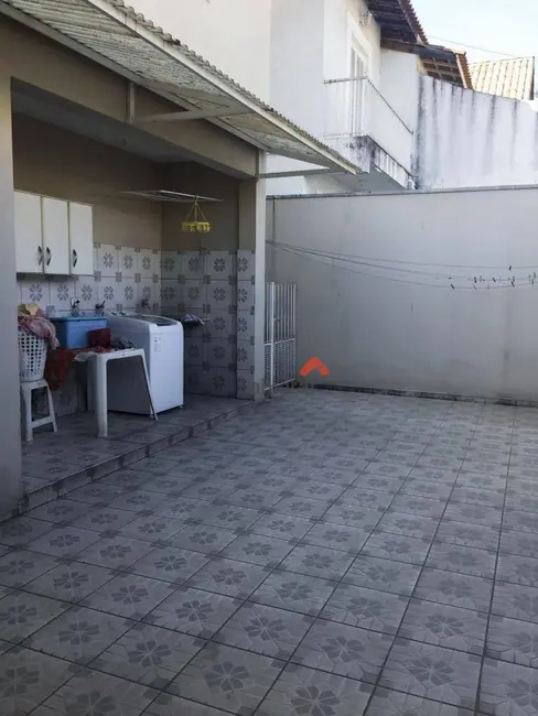 Sobrado com 4 quartos à venda, 200m2 em Jardim Taboão, São Paulo - SP - imagem 4 Foto 4 de Sobrado com 4 quartos à venda, 200m2 em Jardim Taboão, São Paulo - SP