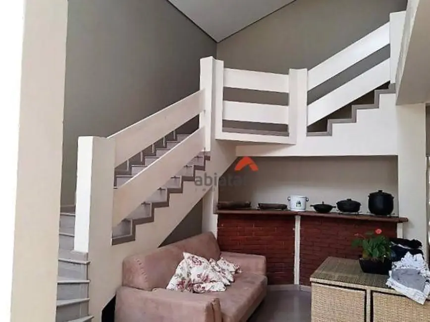 Foto 9 de Sobrado com 5 quartos à venda, 345m2 em Parque Monte Alegre, Taboao Da Serra - SP