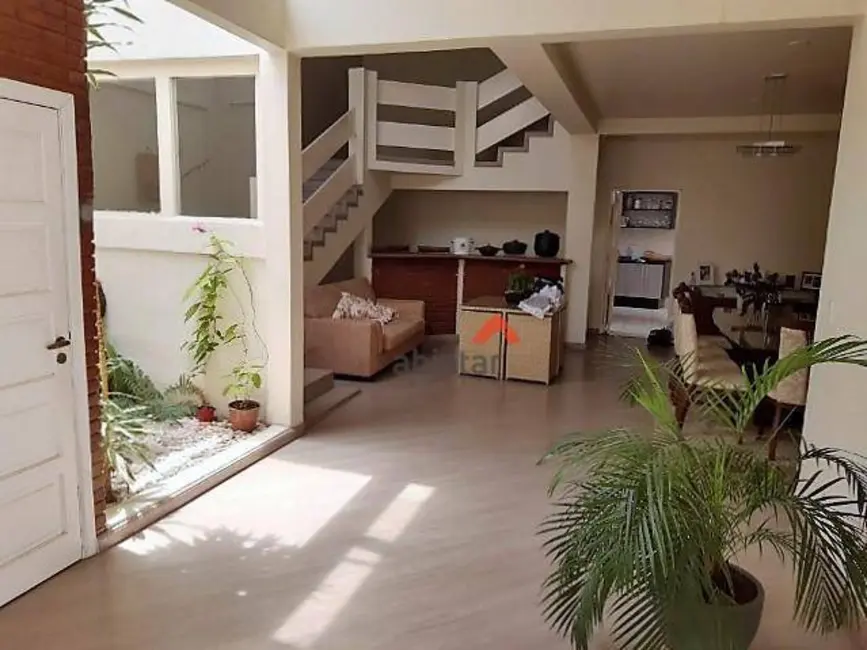 Foto 6 de Sobrado com 5 quartos à venda, 345m2 em Parque Monte Alegre, Taboao Da Serra - SP