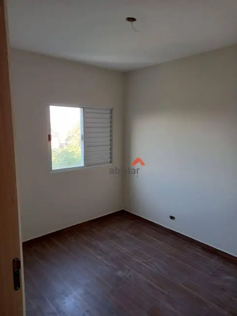 Foto 4 de Apartamento com 2 quartos à venda, 41m2 em Jardim Scândia, Taboao Da Serra - SP