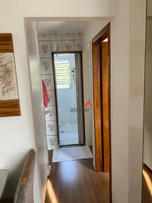 Foto 3 de Apartamento com 2 quartos à venda, 55m2 em Embu Das Artes - SP