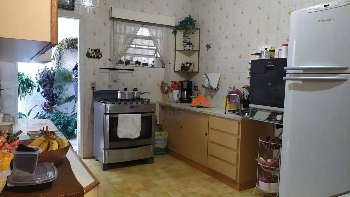 Sobrado com 2 quartos à venda, 109m2 em Parque Assunção, Taboao Da Serra - SP - imagem 5 Foto 5 de Sobrado com 2 quartos à venda, 109m2 em Parque Assunção, Taboao Da Serra - SP