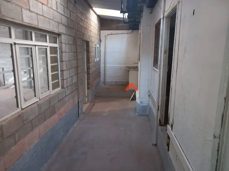 Foto 4 de Armazém / Galpão à venda, 250m2 em Parque Monte Alegre, Taboao Da Serra - SP