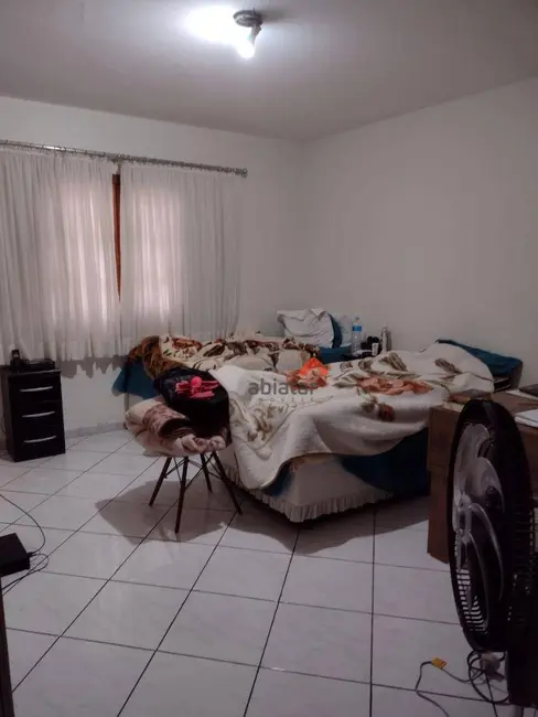 Casa com 3 quartos à venda, 271m2 em Jardim Maria Rosa, Taboao Da Serra - SP - imagem 9 Foto 9 de Casa com 3 quartos à venda, 271m2 em Jardim Maria Rosa, Taboao Da Serra - SP