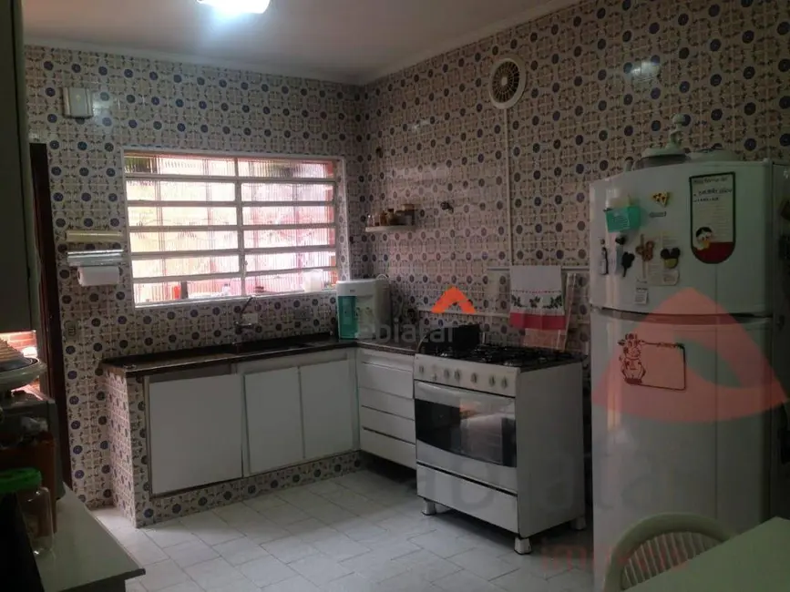 Foto 7 de Casa com 3 quartos à venda, 256m2 em Parque Assunção, Taboao Da Serra - SP