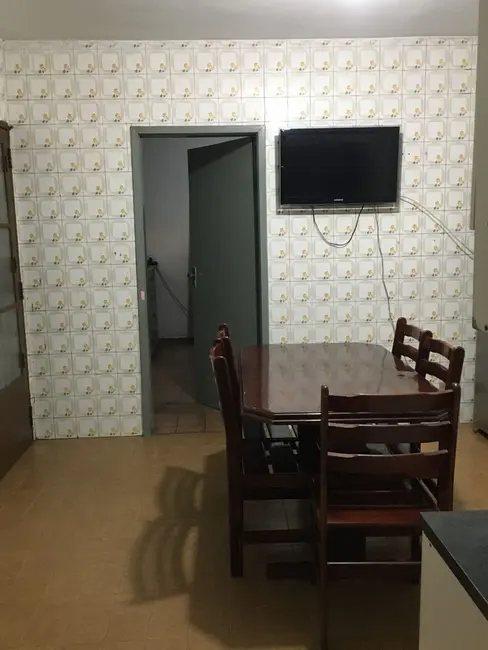 Foto 4 de Casa com 2 quartos à venda, 140m2 em Jardim Clementino, Taboao Da Serra - SP