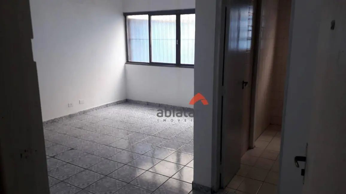 Sala Comercial para alugar, 21m2 em Jardim Maria Rosa, Taboao Da Serra - SP - imagem 1 Foto 1 de Sala Comercial para alugar, 21m2 em Jardim Maria Rosa, Taboao Da Serra - SP