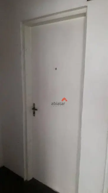 Sala Comercial para alugar, 21m2 em Jardim Maria Rosa, Taboao Da Serra - SP - imagem 3 Foto 3 de Sala Comercial para alugar, 21m2 em Jardim Maria Rosa, Taboao Da Serra - SP