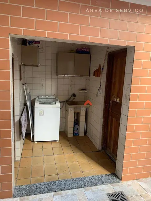 Foto 9 de Sobrado com 2 quartos à venda, 230m2 em Cidade Intercap, Taboao Da Serra - SP