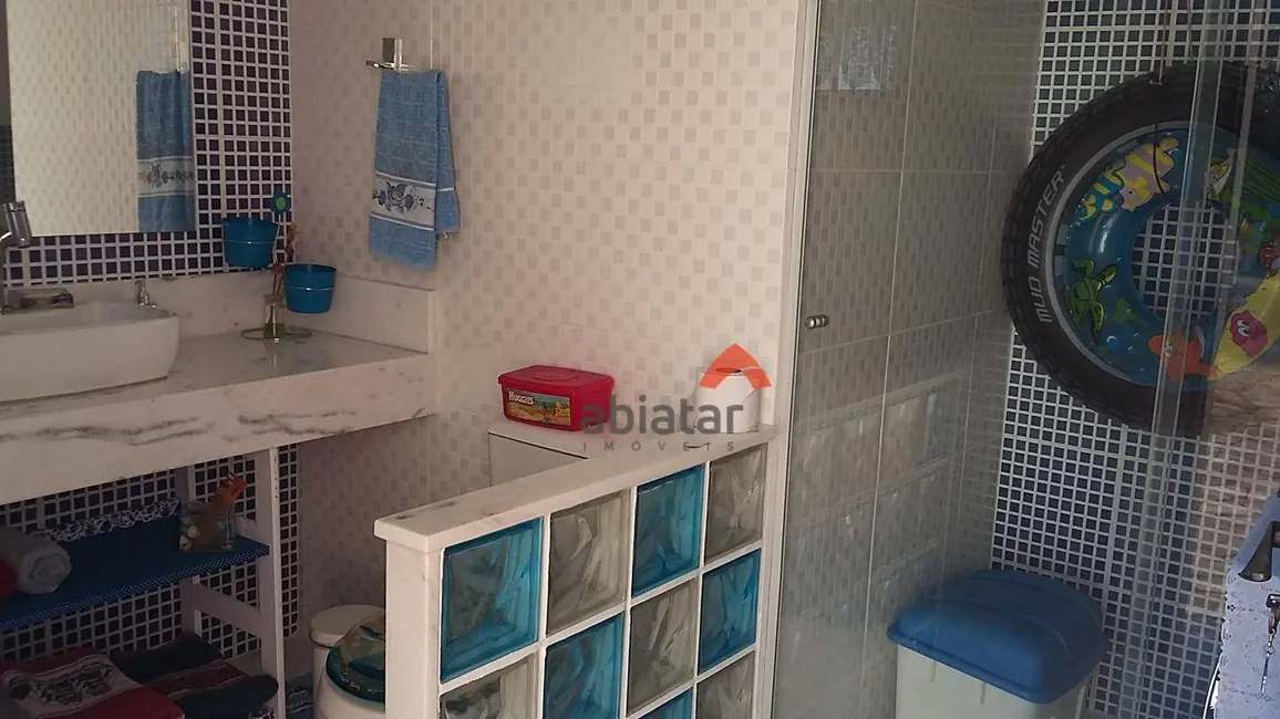 Casa de Condomínio com 3 quartos à venda, 1000m2 em Parque das Rosas, Cotia - SP - imagem 8 Foto 8 de Casa de Condomínio com 3 quartos à venda, 1000m2 em Parque das Rosas, Cotia - SP