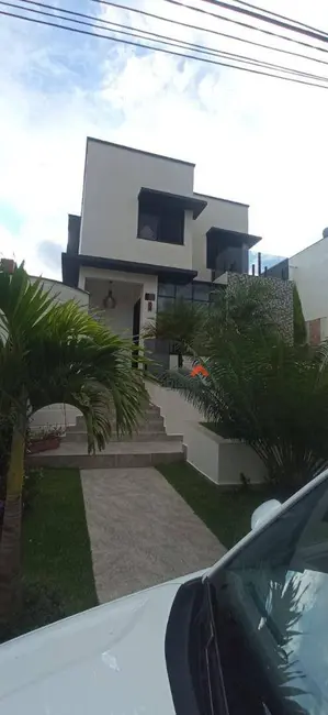 Foto 8 de Casa com 3 quartos à venda, 250m2 em Parque Monte Alegre, Taboao Da Serra - SP