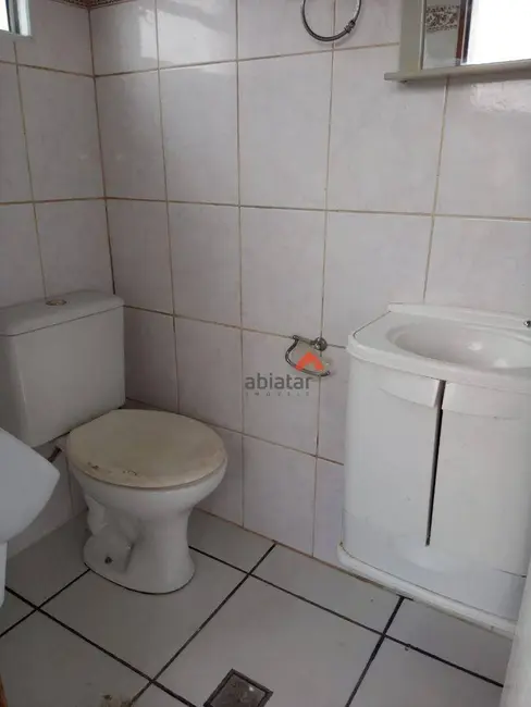 Foto 3 de Sobrado com 3 quartos à venda, 98m2 em Parque Pinheiros, Taboao Da Serra - SP