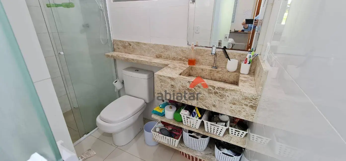 Foto 2 de Apartamento com 3 quartos à venda, 65m2 em Parque Pinheiros, Taboao Da Serra - SP