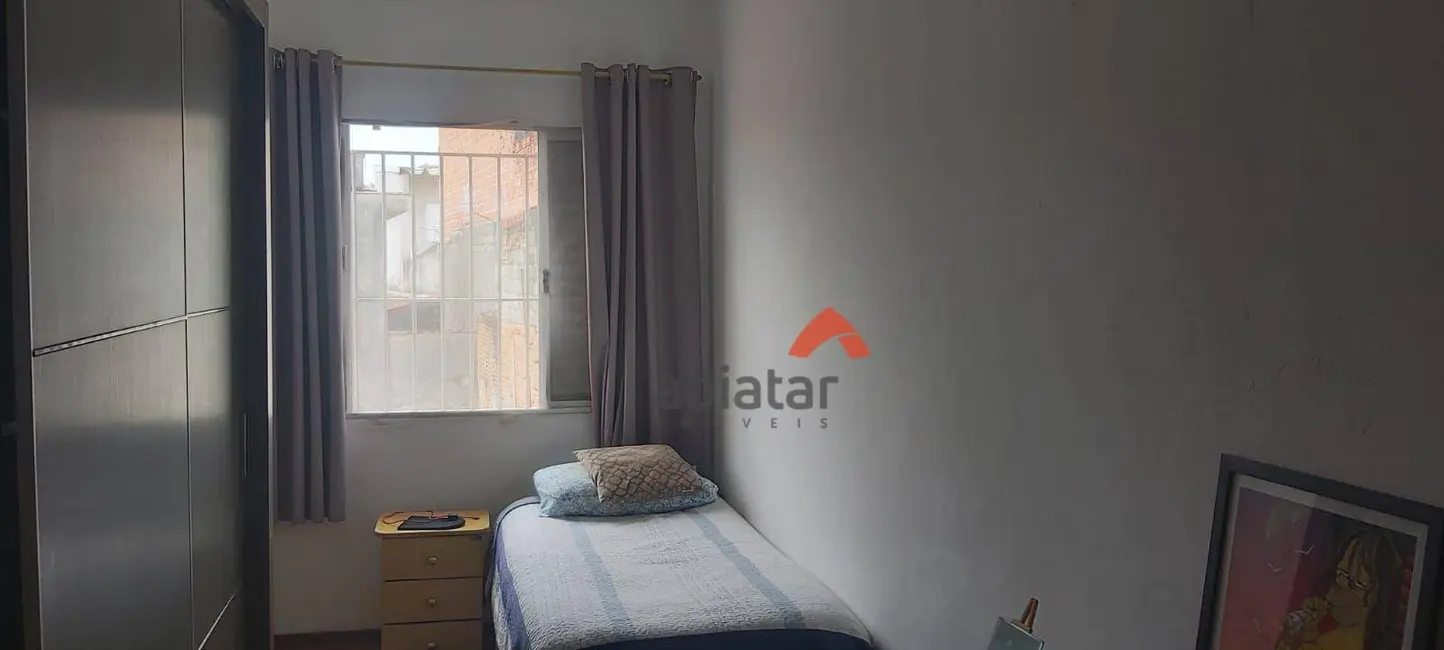 Sobrado com 4 quartos à venda, 180m2 em Osasco - SP - imagem 4 Foto 4 de Sobrado com 4 quartos à venda, 180m2 em Osasco - SP