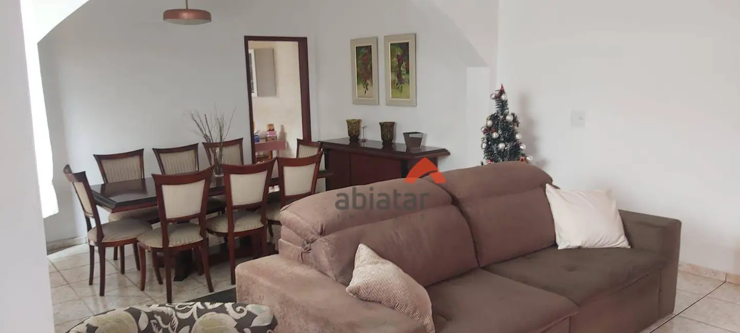 Foto 1 de Sobrado com 4 quartos à venda, 180m2 em Osasco - SP