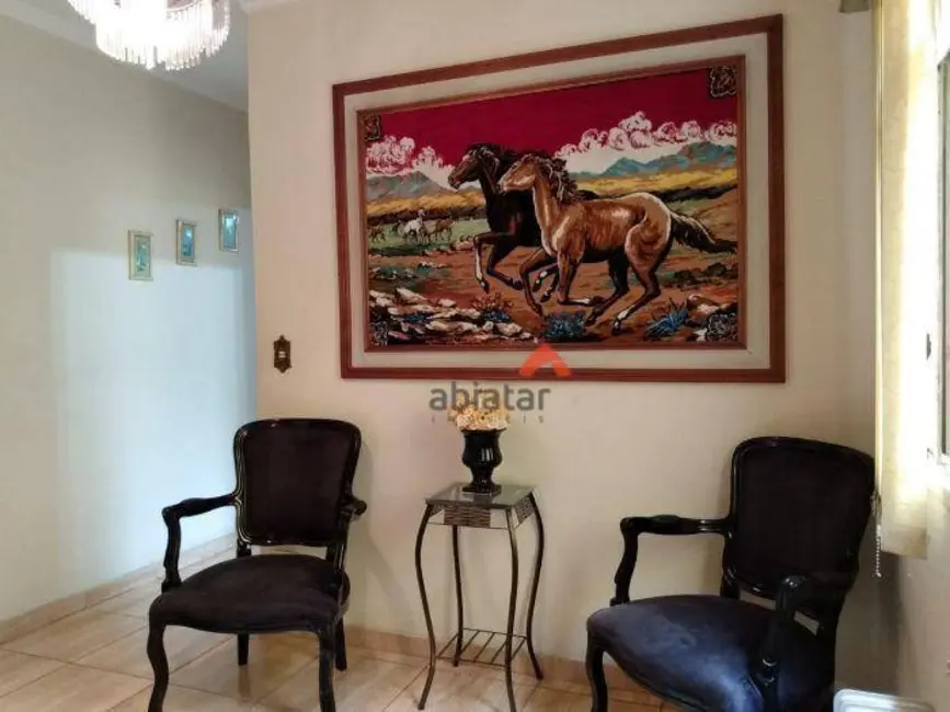 Foto 5 de Casa com 2 quartos à venda, 175m2 em Jardim da Glória, Taboao Da Serra - SP