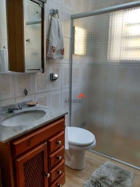 Casa com 2 quartos à venda, 175m2 em Jardim da Glória, Taboao Da Serra - SP - imagem 9 Foto 9 de Casa com 2 quartos à venda, 175m2 em Jardim da Glória, Taboao Da Serra - SP