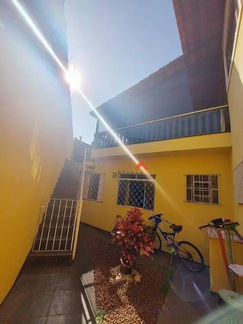 Casa com 2 quartos à venda, 175m2 em Jardim da Glória, Taboao Da Serra - SP - imagem 6 Foto 6 de Casa com 2 quartos à venda, 175m2 em Jardim da Glória, Taboao Da Serra - SP