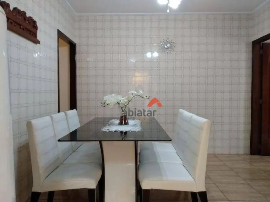 Foto 8 de Casa com 2 quartos à venda, 175m2 em Jardim da Glória, Taboao Da Serra - SP