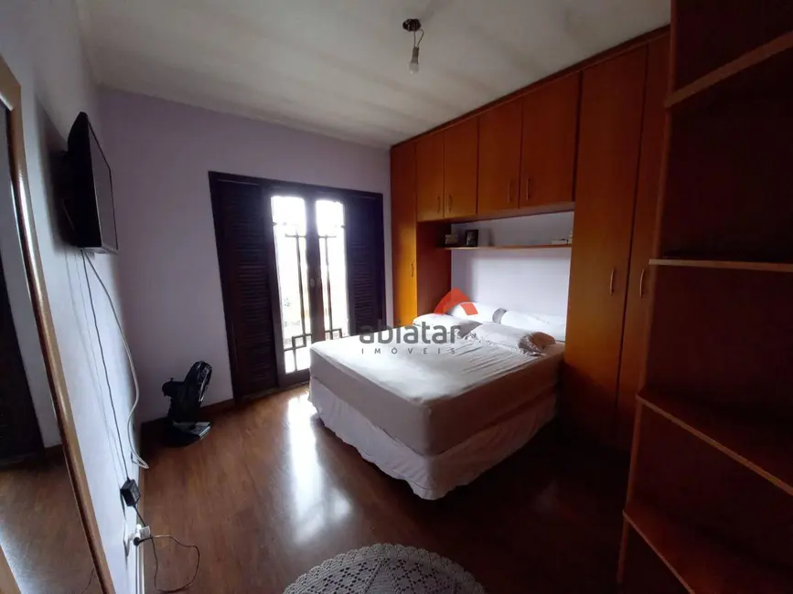 Foto 6 de Sobrado com 3 quartos à venda, 250m2 em Parque Monte Alegre, Taboao Da Serra - SP