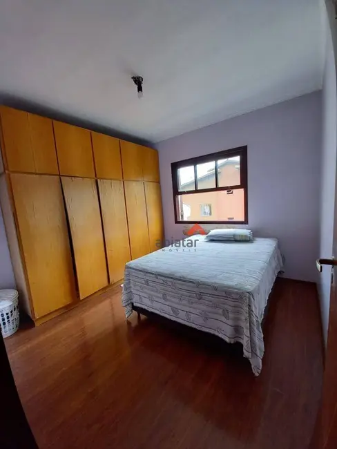 Foto 5 de Sobrado com 3 quartos à venda, 250m2 em Parque Monte Alegre, Taboao Da Serra - SP