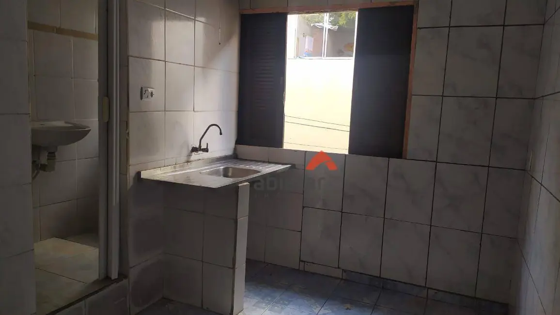 Foto 5 de Sobrado com 5 quartos à venda, 180m2 em Jardim Maria Duarte, São Paulo - SP