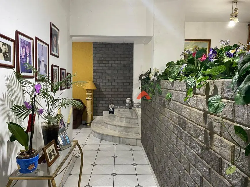 Foto 2 de Casa com 4 quartos à venda, 347m2 em Jardim Maria Rosa, Taboao Da Serra - SP