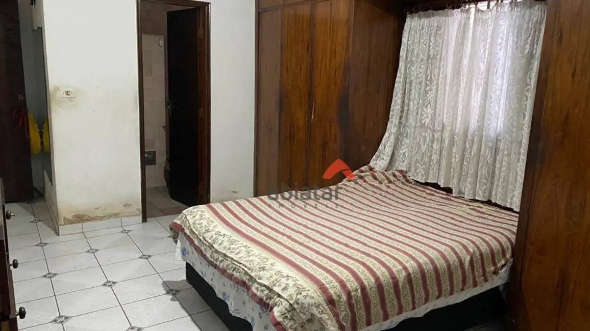 Foto 7 de Casa com 4 quartos à venda, 347m2 em Jardim Maria Rosa, Taboao Da Serra - SP