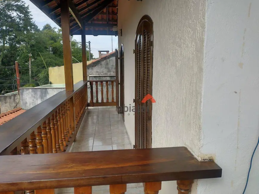 Sobrado com 3 quartos à venda, 196m2 em Parque das Cigarreiras, Taboao Da Serra - SP - imagem 4 Foto 4 de Sobrado com 3 quartos à venda, 196m2 em Parque das Cigarreiras, Taboao Da Serra - SP