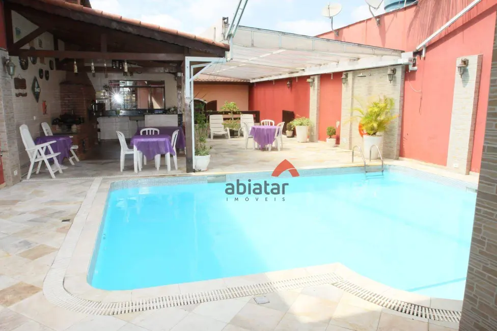 Sobrado com 4 quartos à venda, 500m2 em Cidade Intercap, Taboao Da Serra - SP - imagem 4 Foto 4 de Sobrado com 4 quartos à venda, 500m2 em Cidade Intercap, Taboao Da Serra - SP