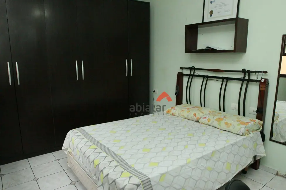 Sobrado com 4 quartos à venda, 500m2 em Cidade Intercap, Taboao Da Serra - SP - imagem 6 Foto 6 de Sobrado com 4 quartos à venda, 500m2 em Cidade Intercap, Taboao Da Serra - SP